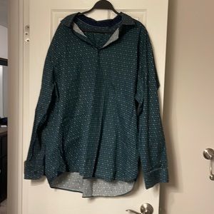 Twenty Eight Degrees Button Down Size 2XLT